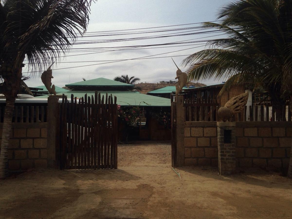 Hospedaje Estrella Fugaz Mancora Exterior photo